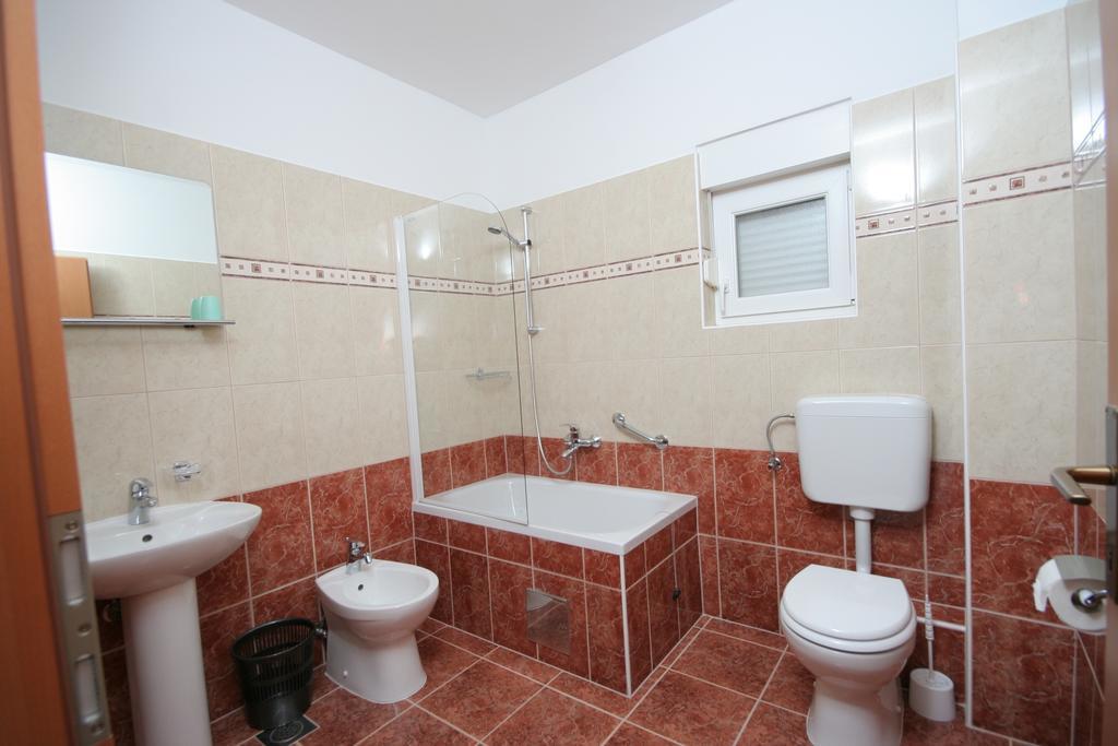 Apartments Mavarcica Trogir Oda fotoğraf