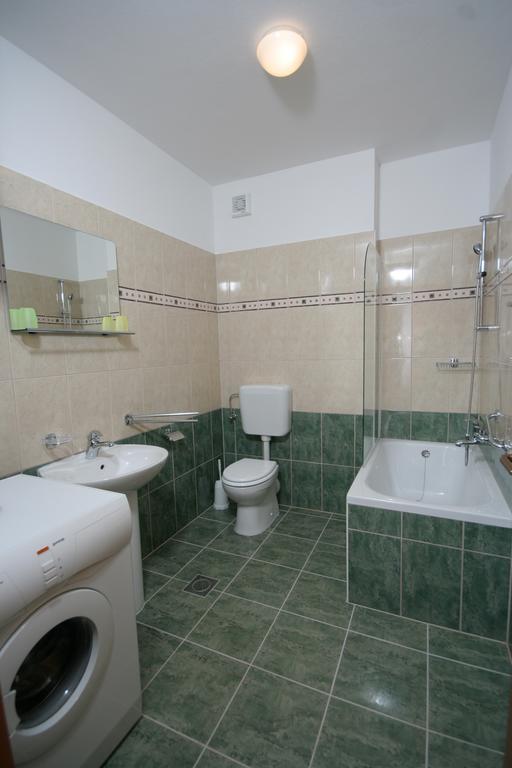 Apartments Mavarcica Trogir Oda fotoğraf